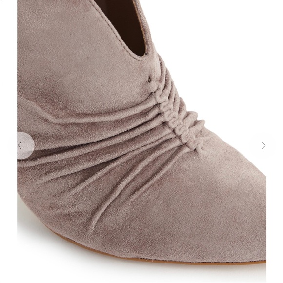 BEAUTIFUL REISS SHOES - Picture 4 of 10